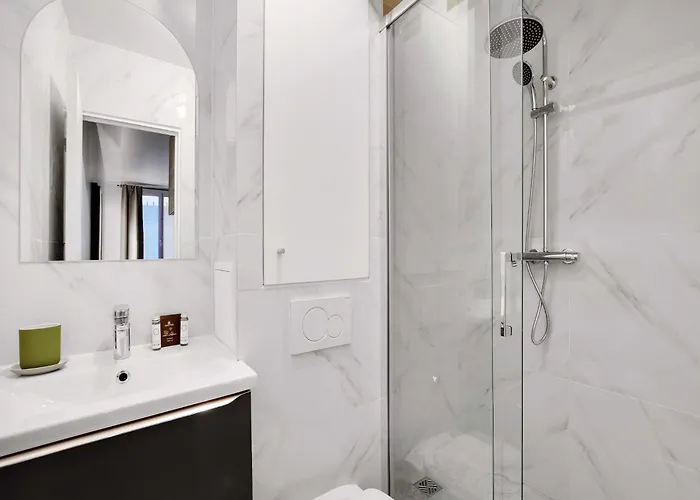 Apartment Peaceful -2p- Moulin Rouge